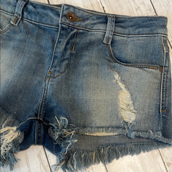 Vintage ZARA Denim Blue Women's Distressed Shorts size 4 - Picture 4 of 11